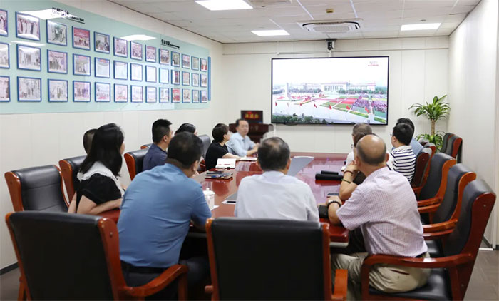 <b>������ʷ�س��� ʸ־���е�ʹ�� �� �Ϻ���ʮ���Կ�ҽԺ��֯����ۿ������ı�ʢ��</b>